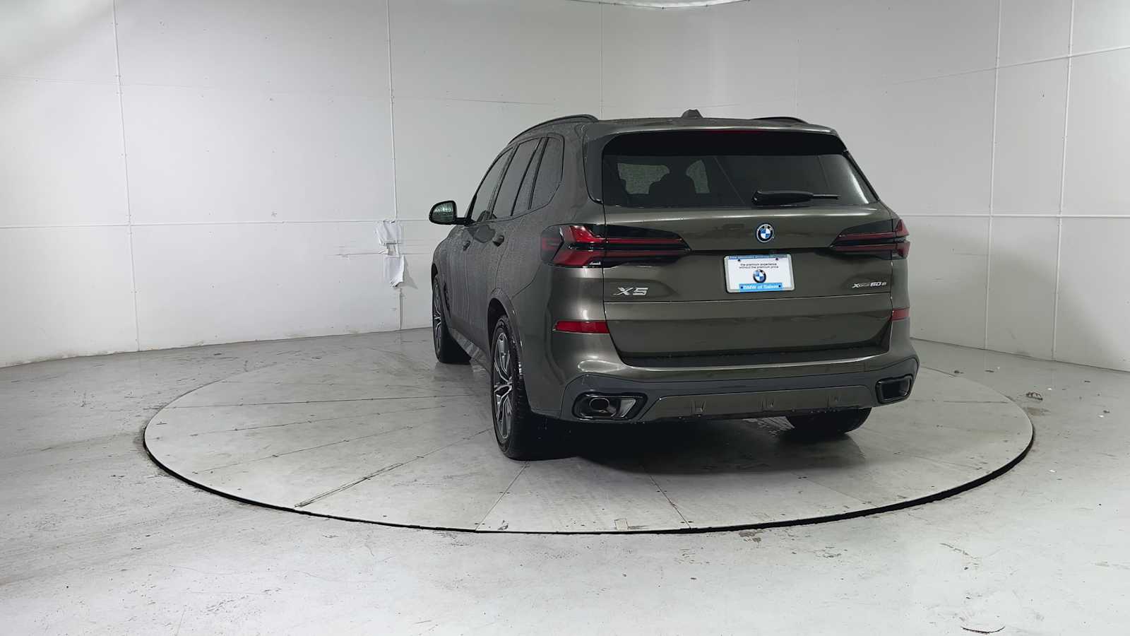 Thumbnail: 2026 BMW X5 - 3