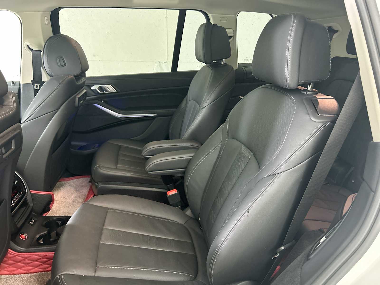 Thumbnail: 2021 BMW X7 - 25