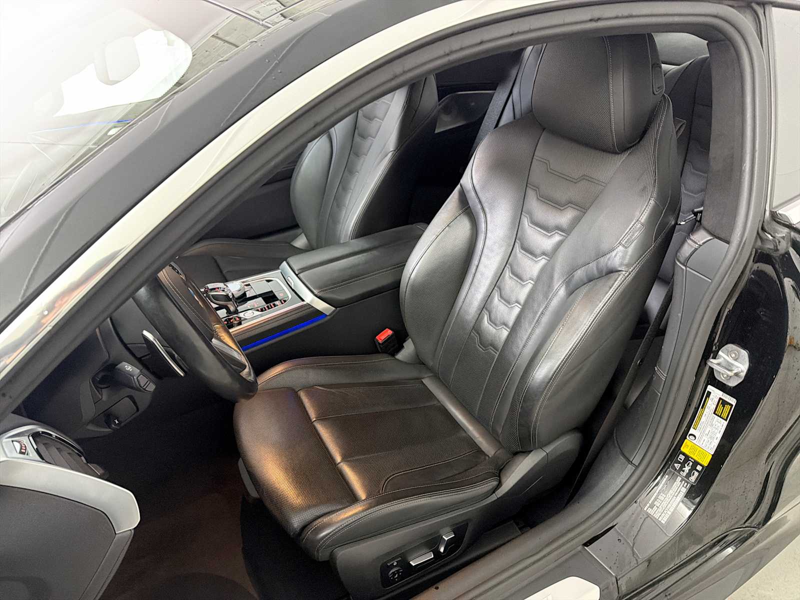 Thumbnail: 2019 BMW 8 Series - 13