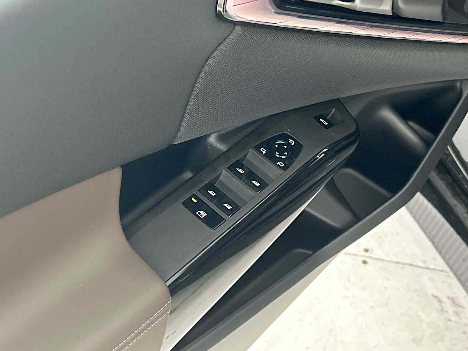 Thumbnail: 2026 BMW X3 - 15