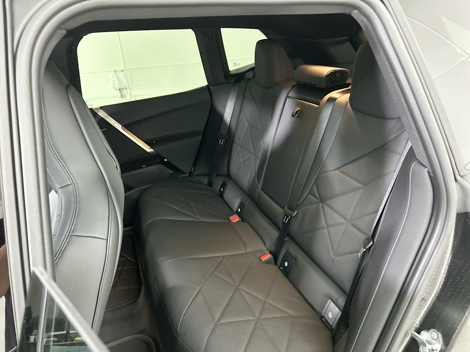 Thumbnail: 2026 BMW iX - 24