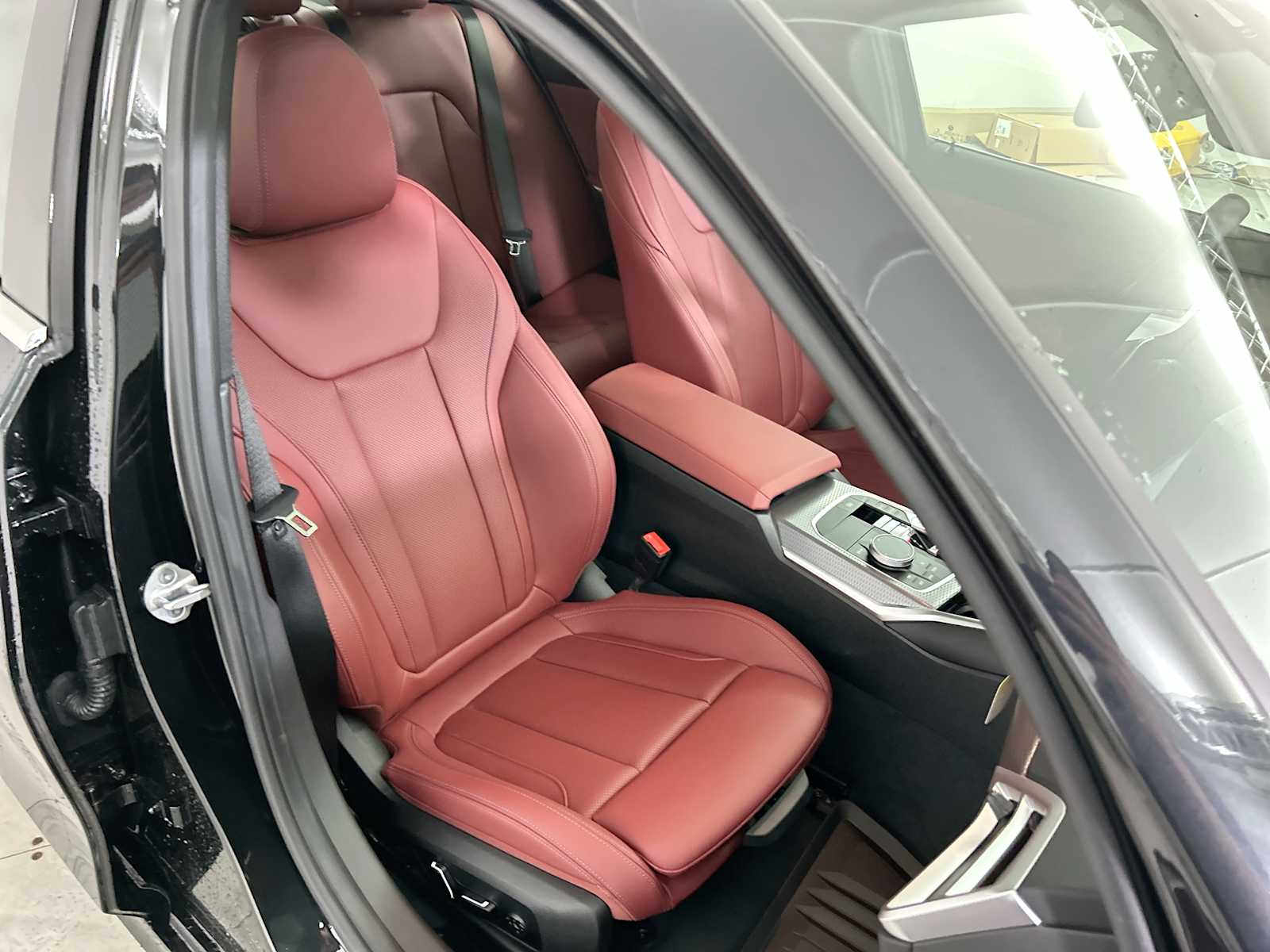 2026 BMW 3 Series 330i - Photo 26
