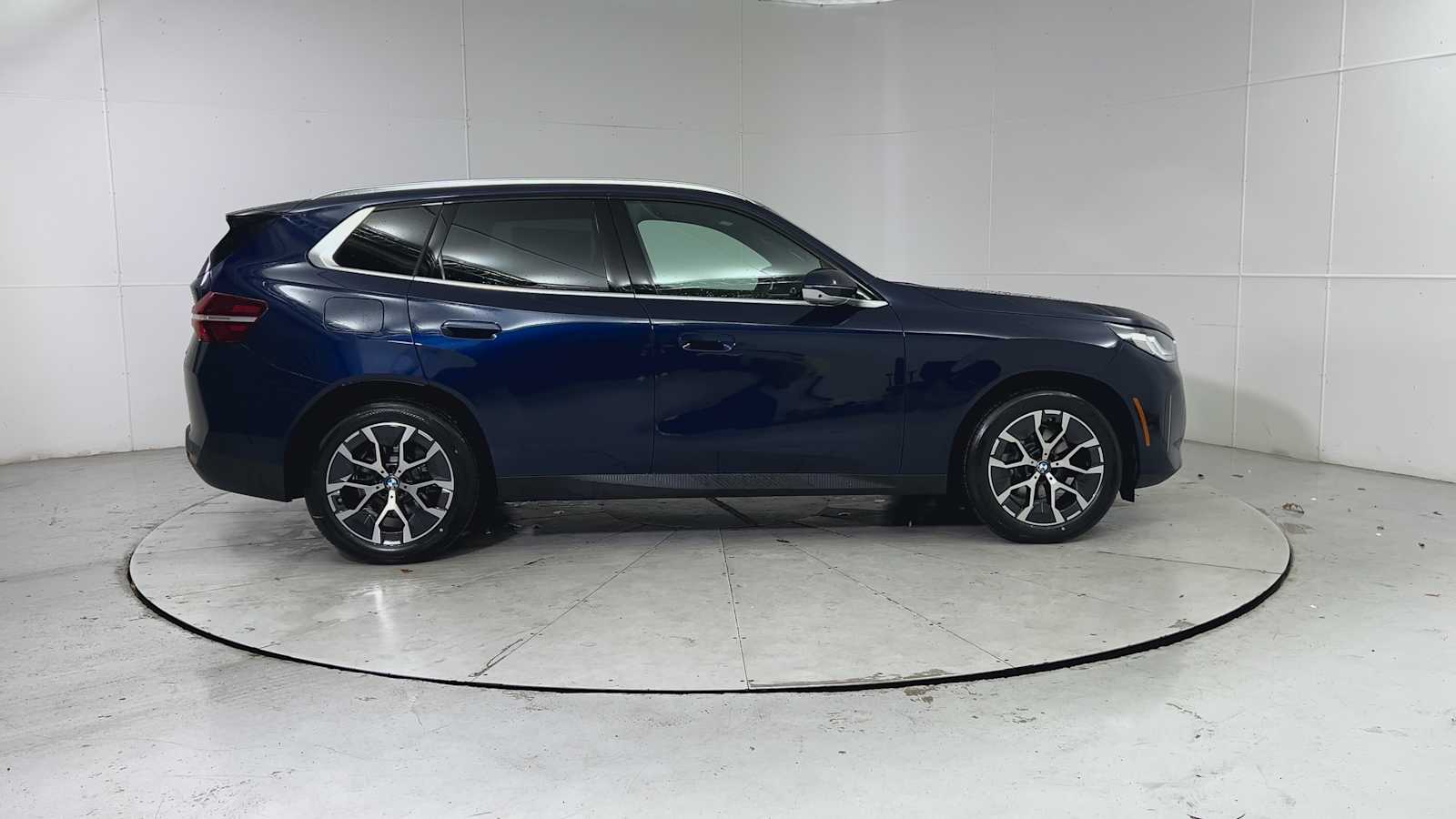 Thumbnail: 2026 BMW X3 - 9