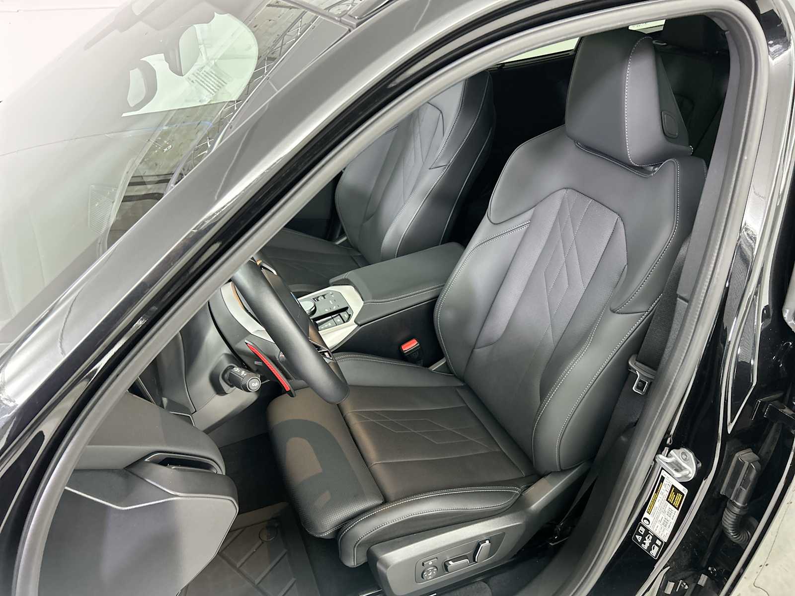 Thumbnail: 2025 BMW X3 - 13