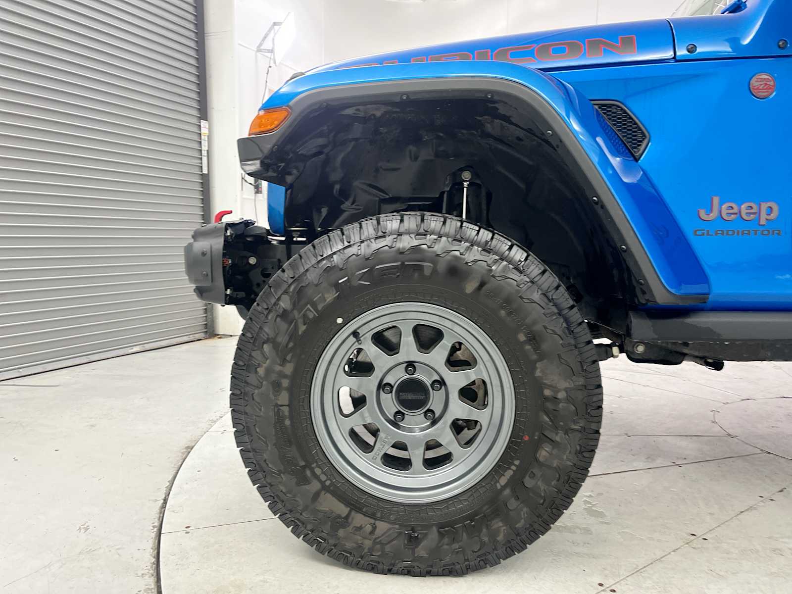 Thumbnail: 2021 Jeep Gladiator - 18