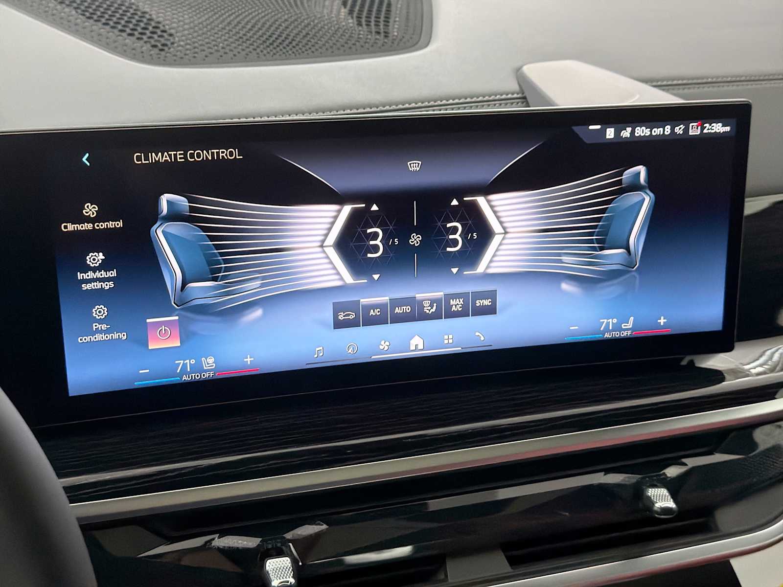 Thumbnail: 2026 BMW X6 - 17