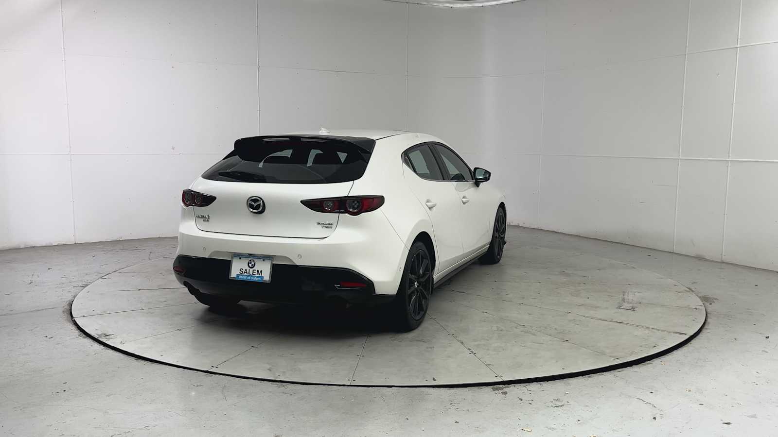 Thumbnail: 2021 Mazda Mazda3 - 2