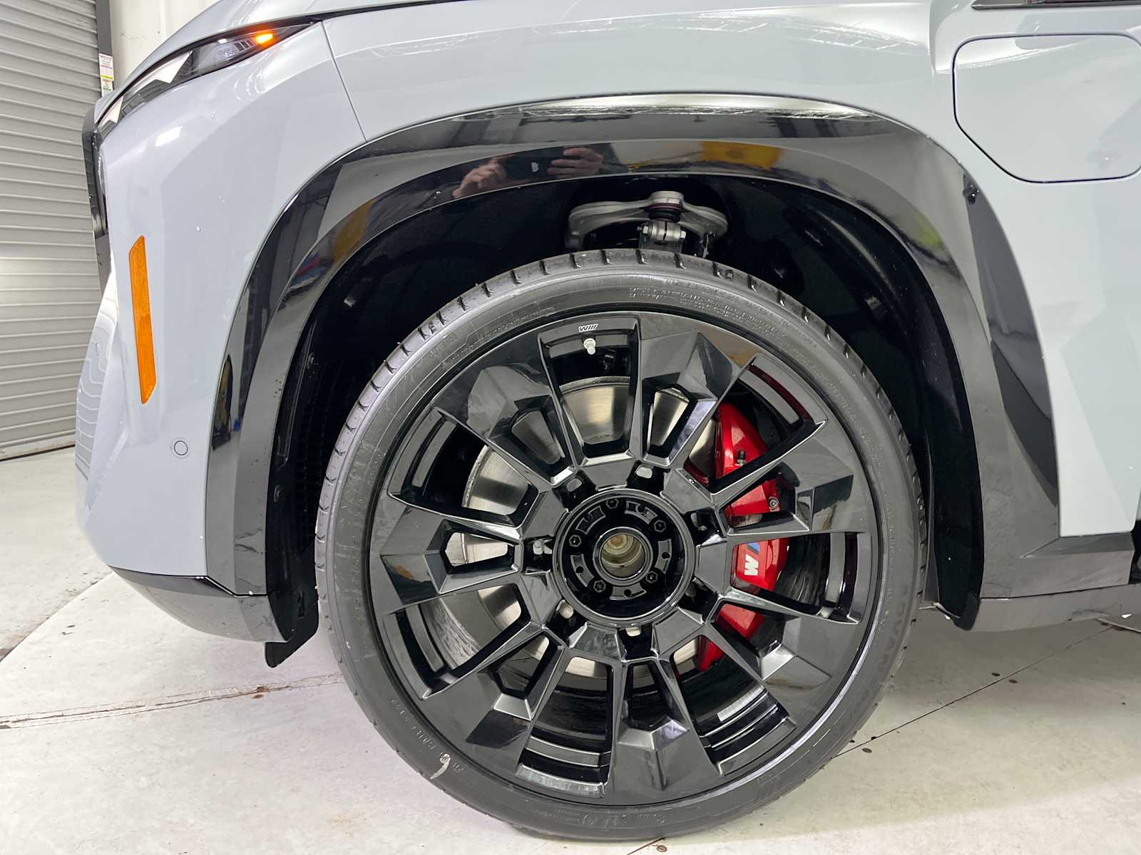 Thumbnail: 2026 BMW XM - 19