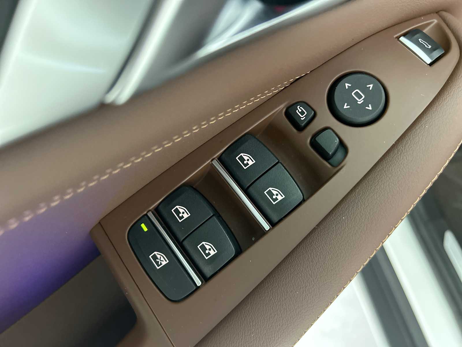 Thumbnail: 2025 BMW X5 - 15