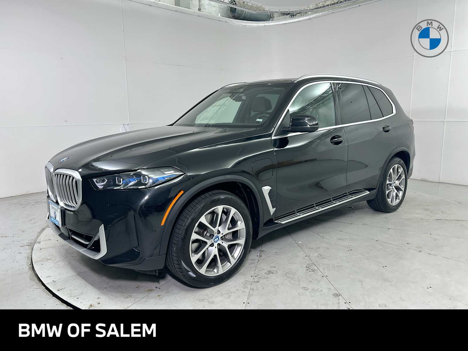 Thumbnail: 2025 BMW X5 - 1