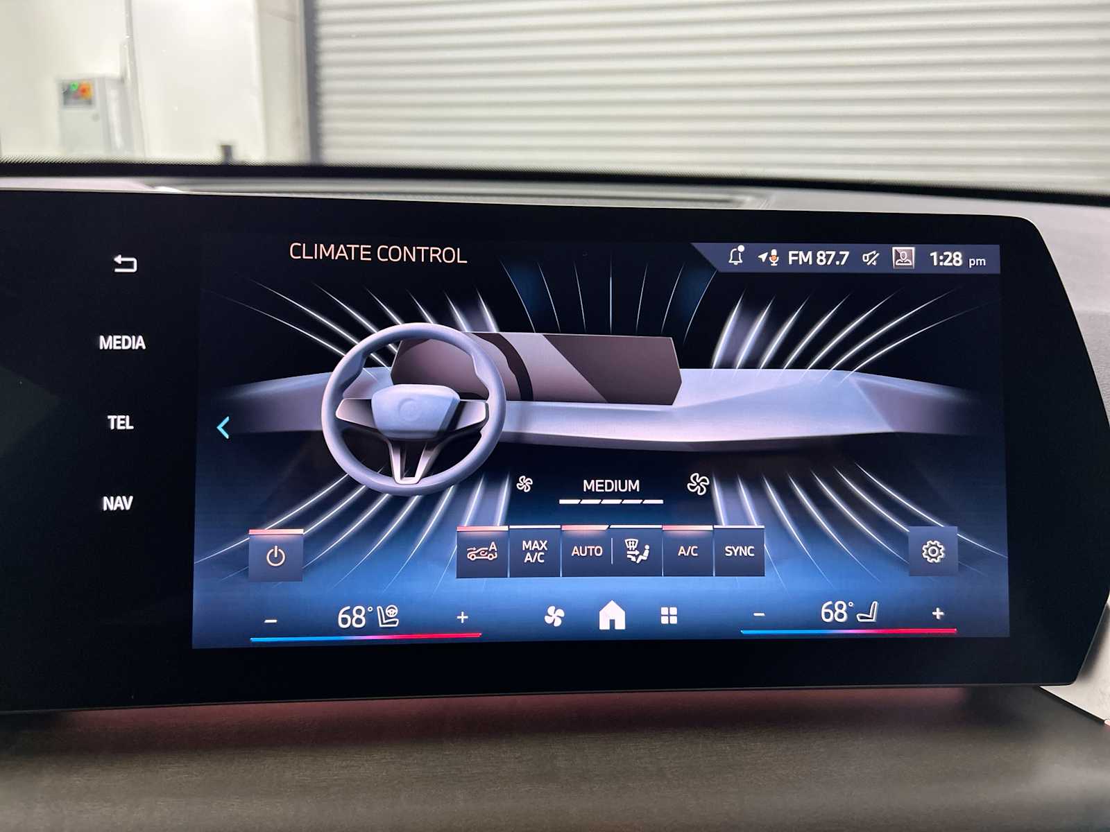 Thumbnail: 2026 BMW X1 - 17