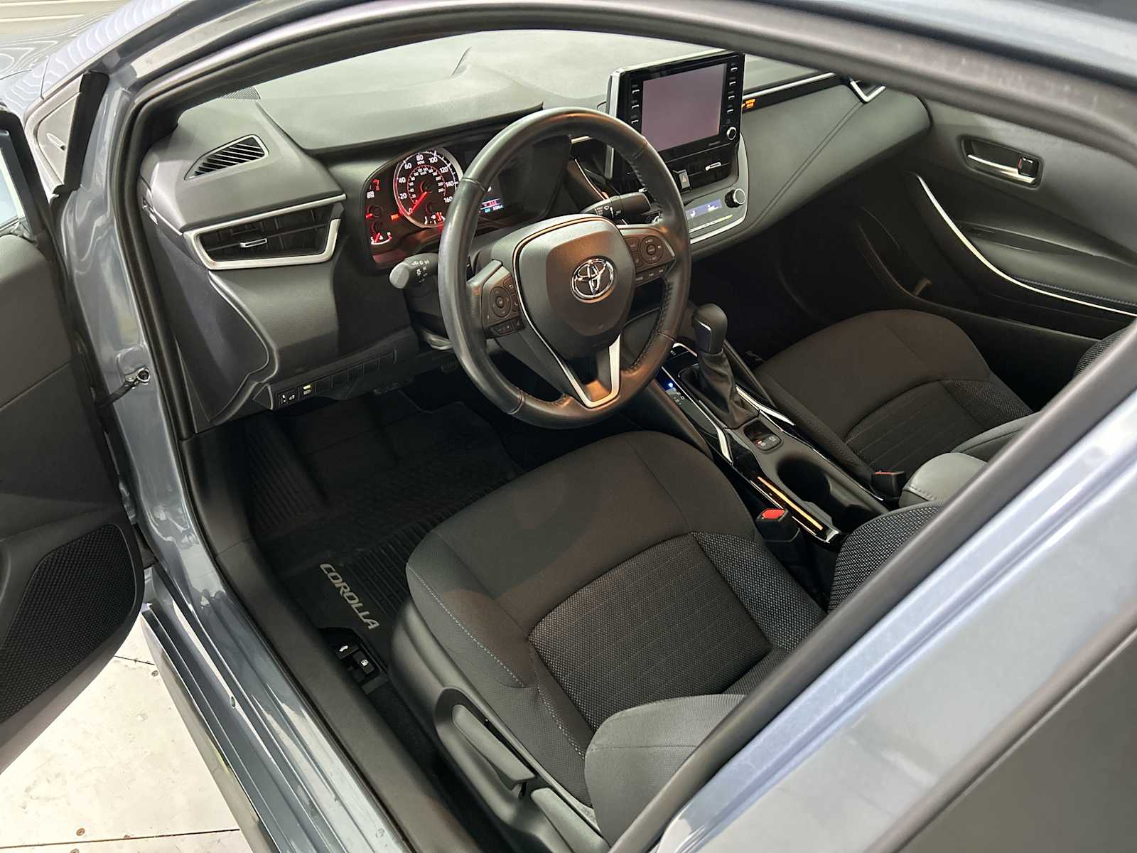 Thumbnail: 2021 Toyota Corolla - 11