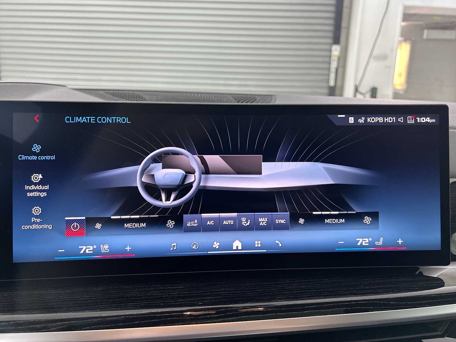 Thumbnail: 2026 BMW X5 - 17