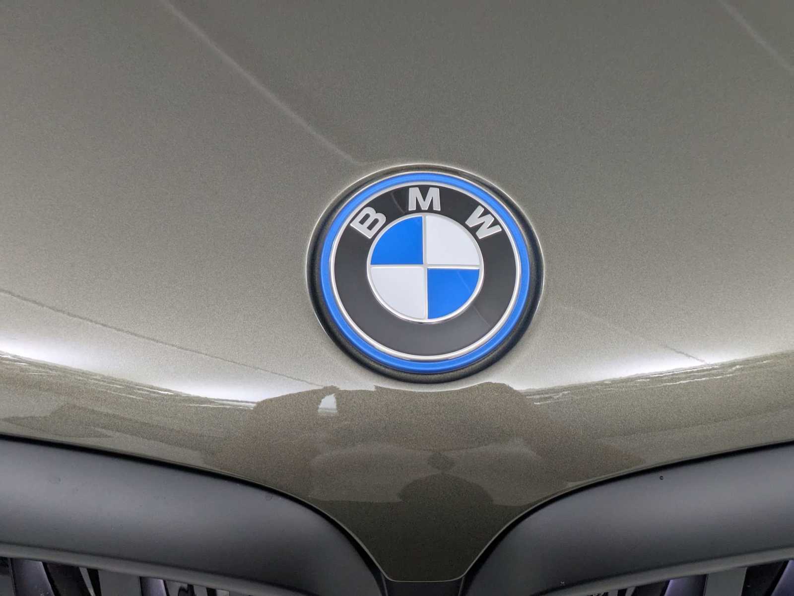 2026 BMW X5 xDrive50e 10