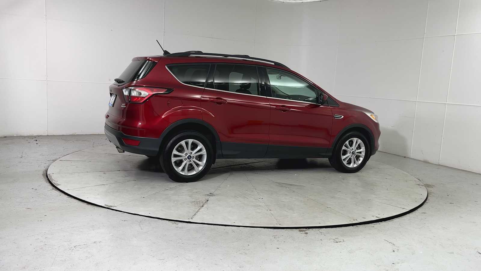 Thumbnail: 2018 Ford Escape - 9