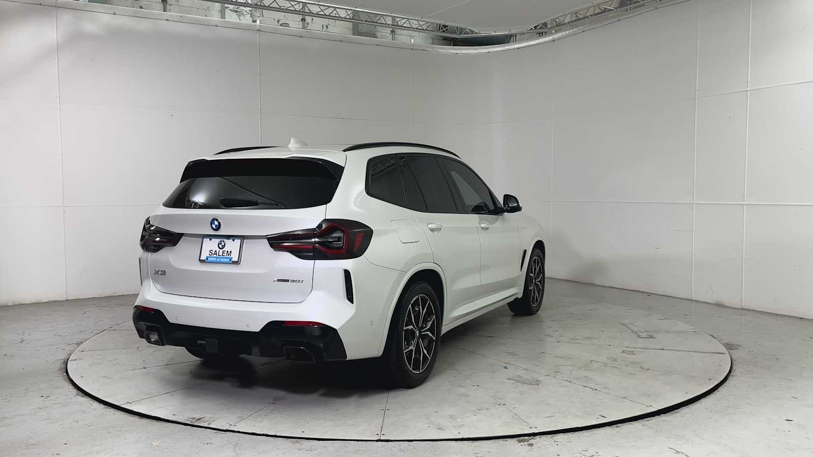 Thumbnail: 2023 BMW X3 - 2