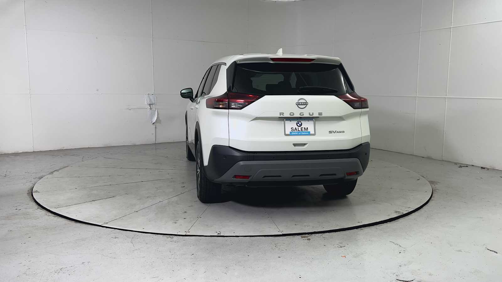 Thumbnail: 2022 Nissan Rogue - 3