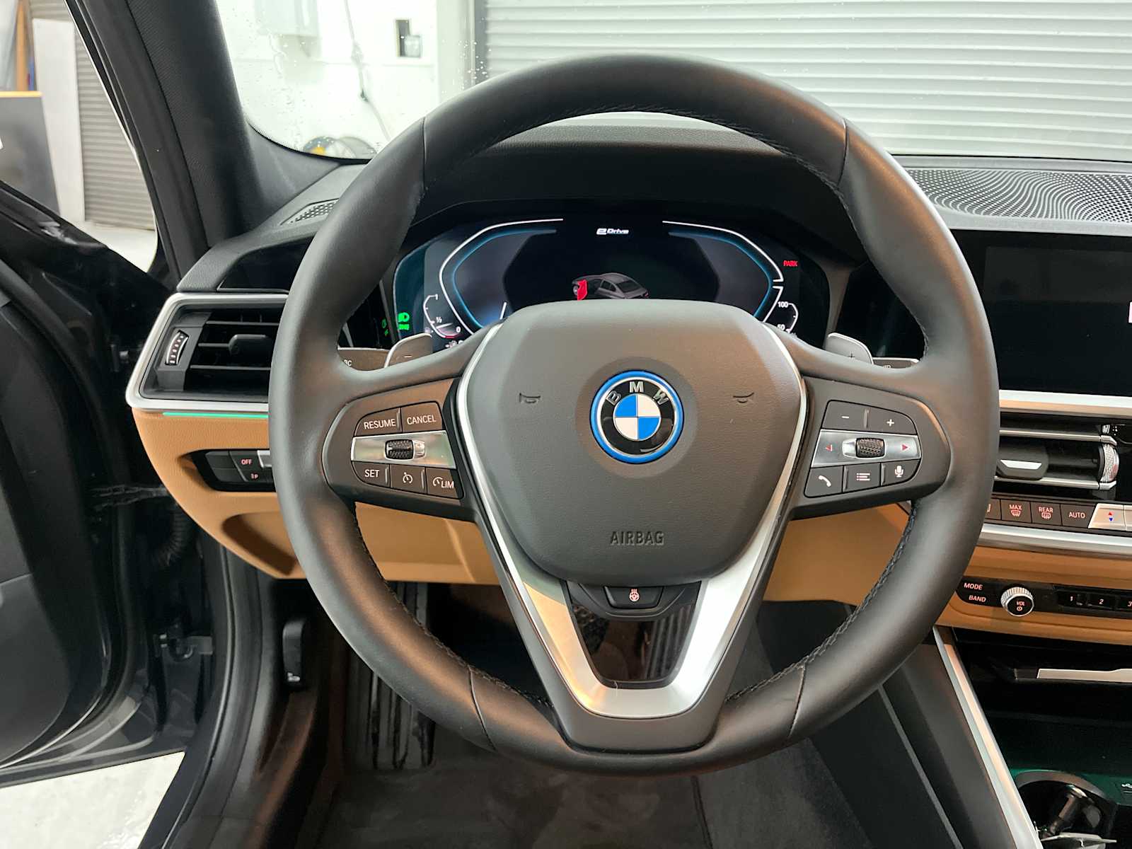 Thumbnail: 2022 BMW 3 Series - 17