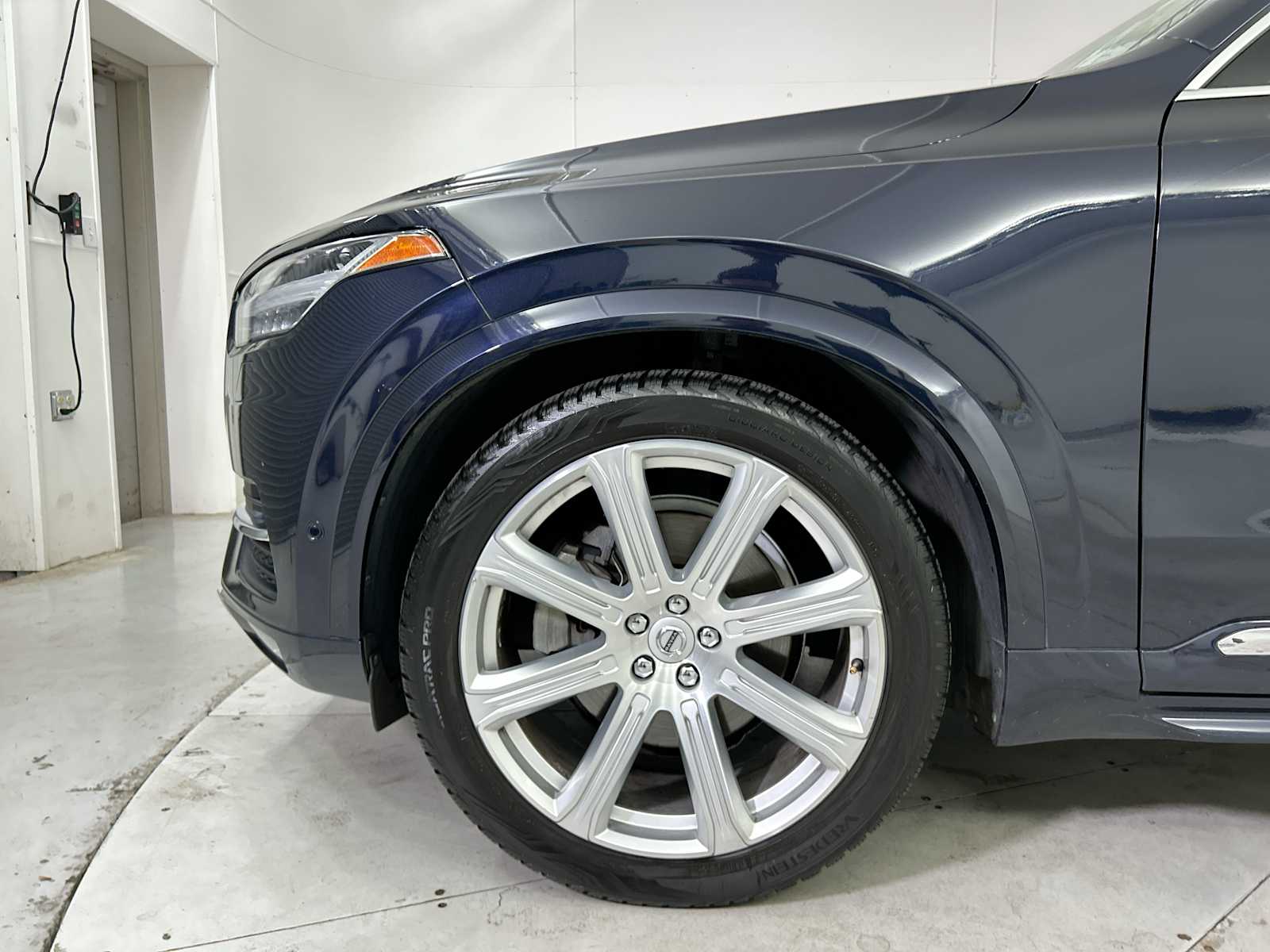 Thumbnail: 2017 Volvo XC90 - 19