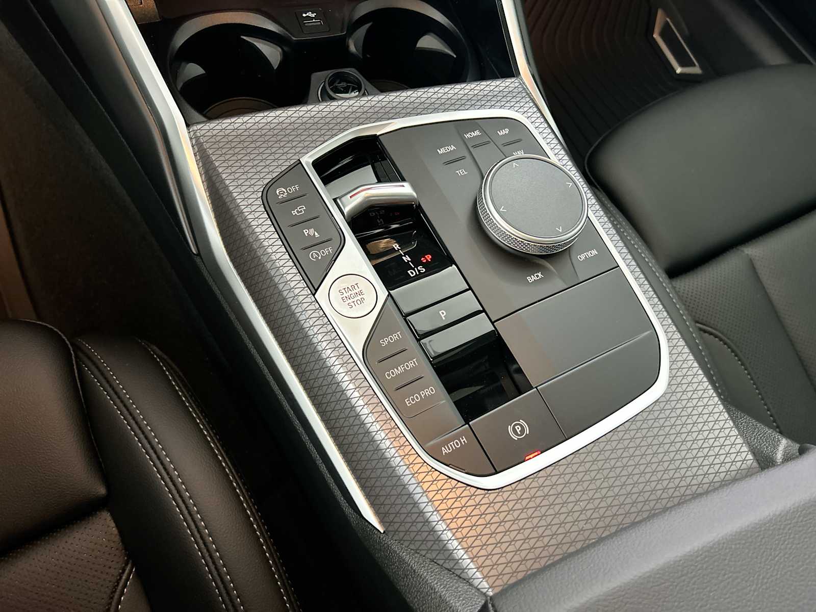 Thumbnail: 2026 BMW 3 Series - 22