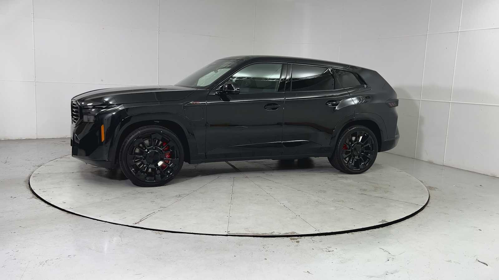 Thumbnail: 2026 BMW XM - 5