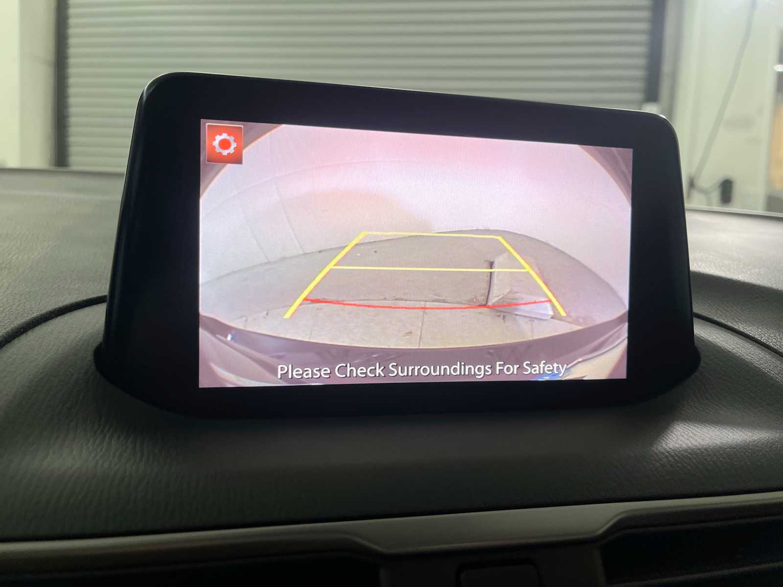 Thumbnail: 2018 Mazda Mazda3 - 23