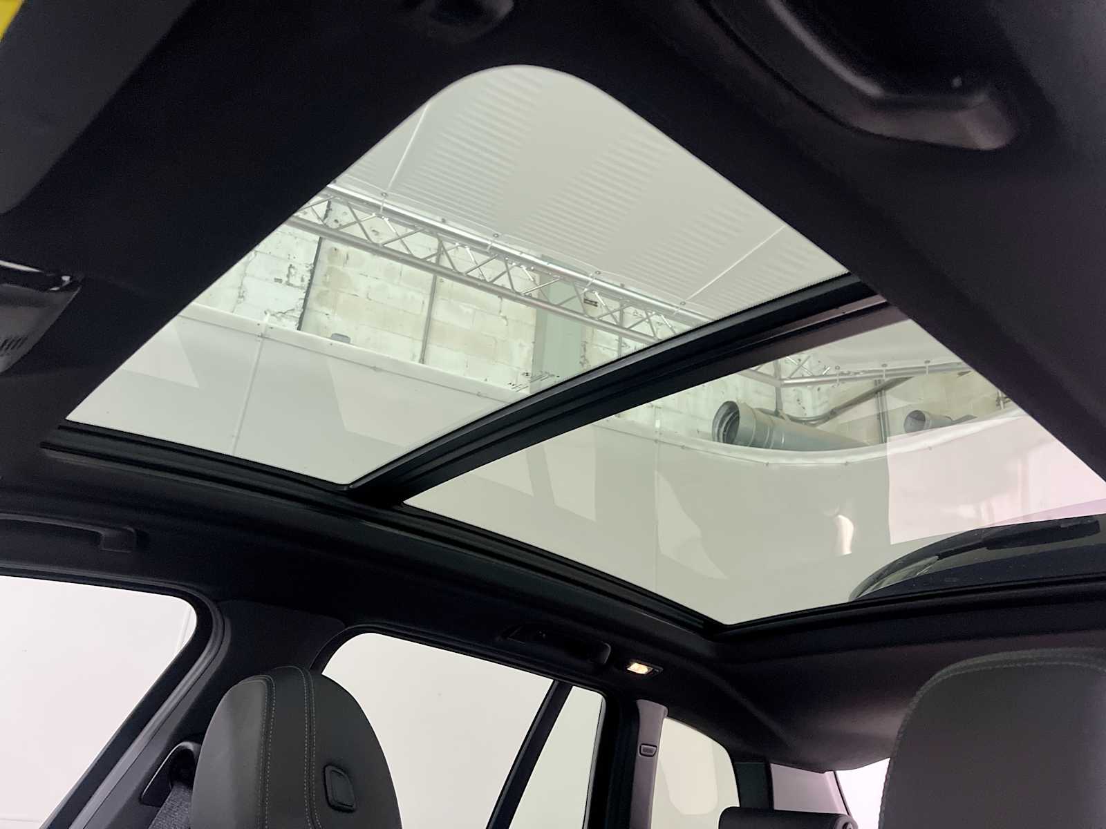 Thumbnail: 2023 BMW M4 - 22