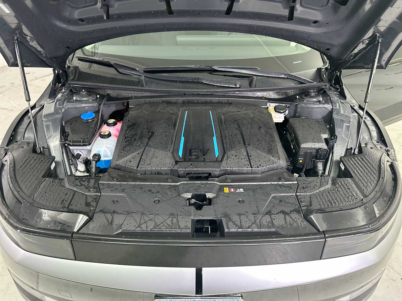 Thumbnail: 2024 Hyundai Ioniq 5 - 17