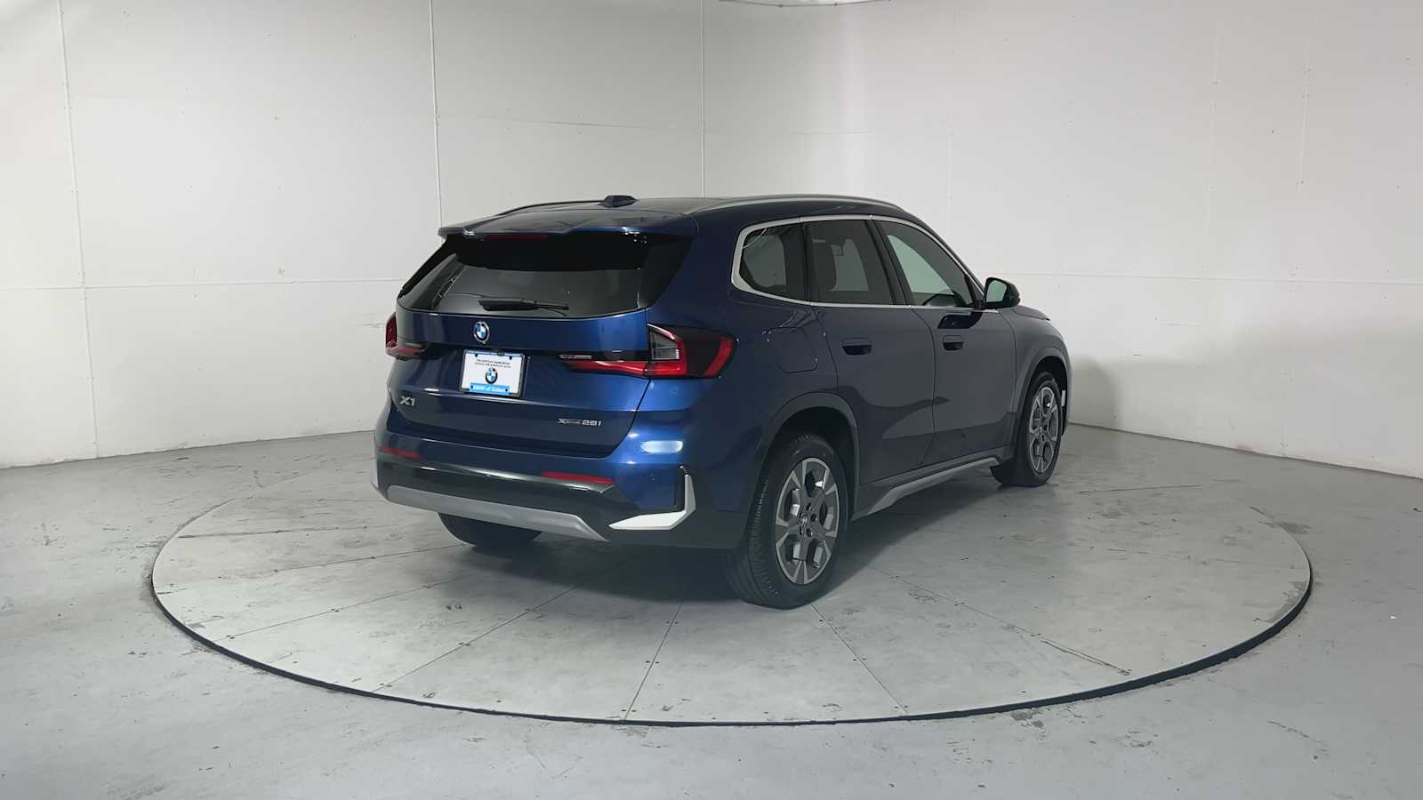 2025 Bmw X1 XDrive28i photo 2