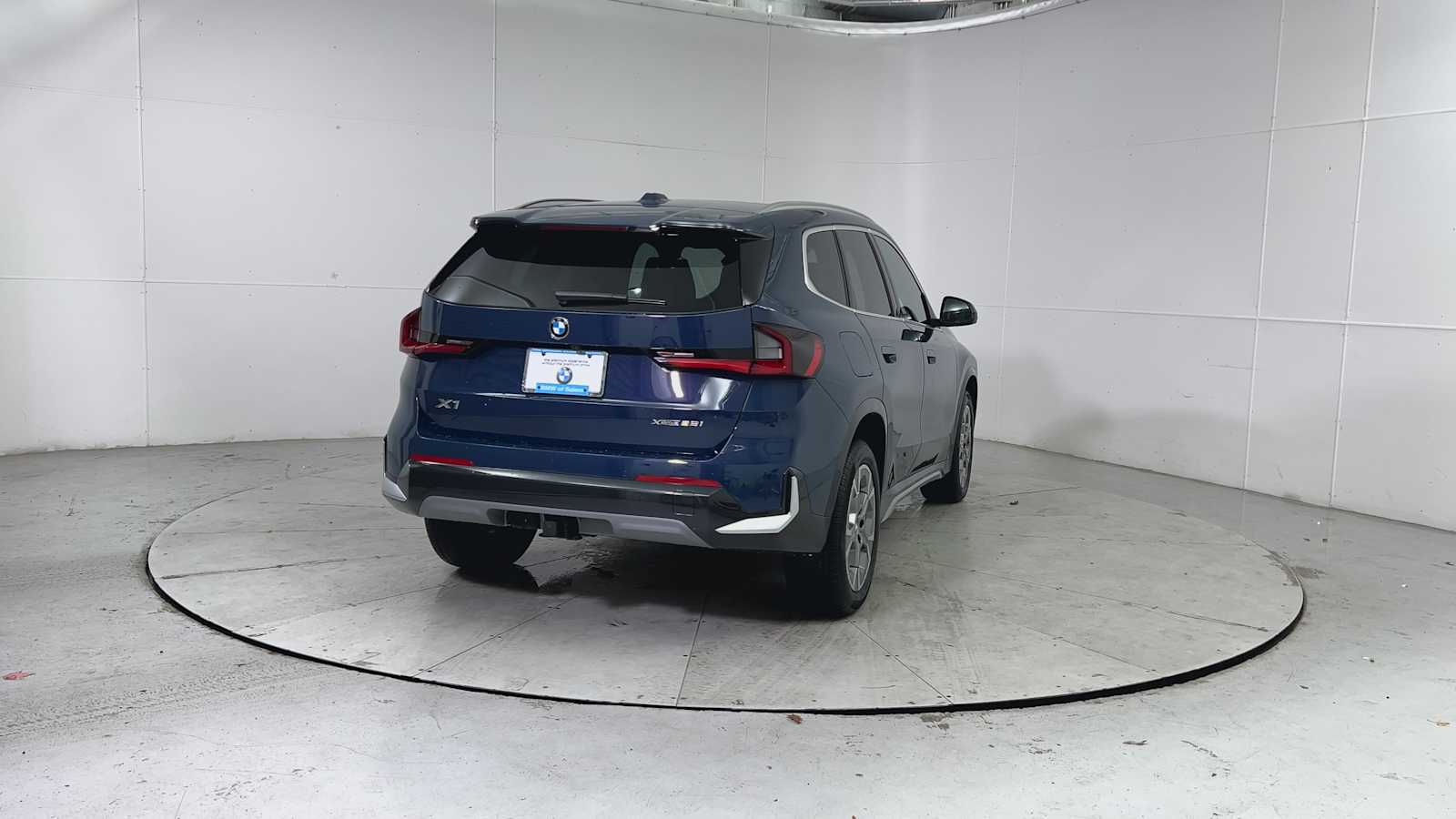 Thumbnail: 2026 BMW X1 - 2