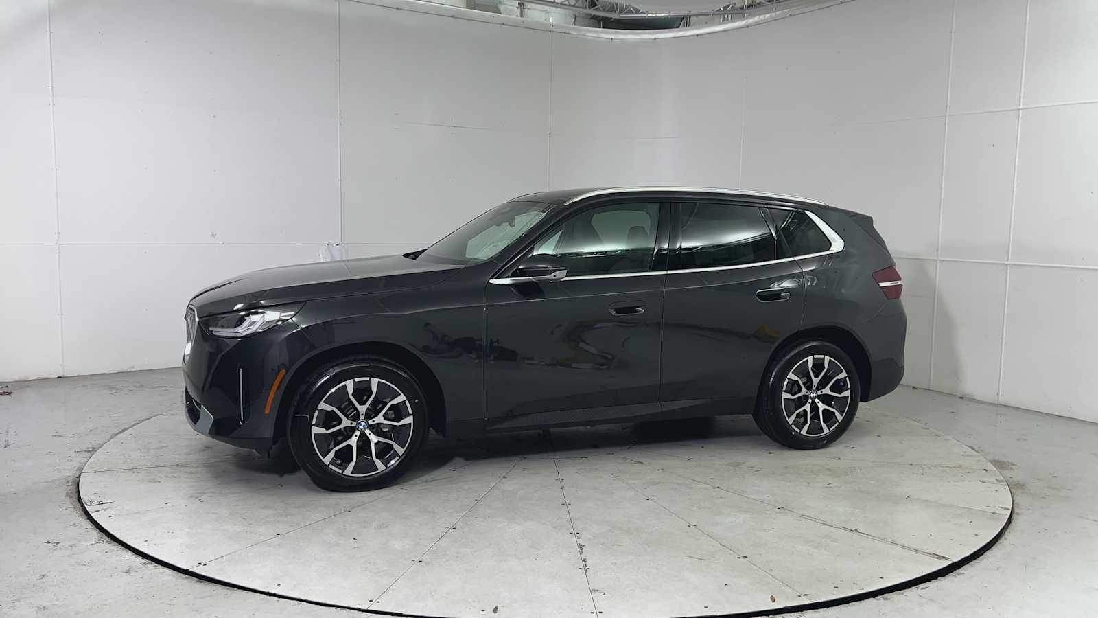 Thumbnail: 2026 BMW X3 - 5