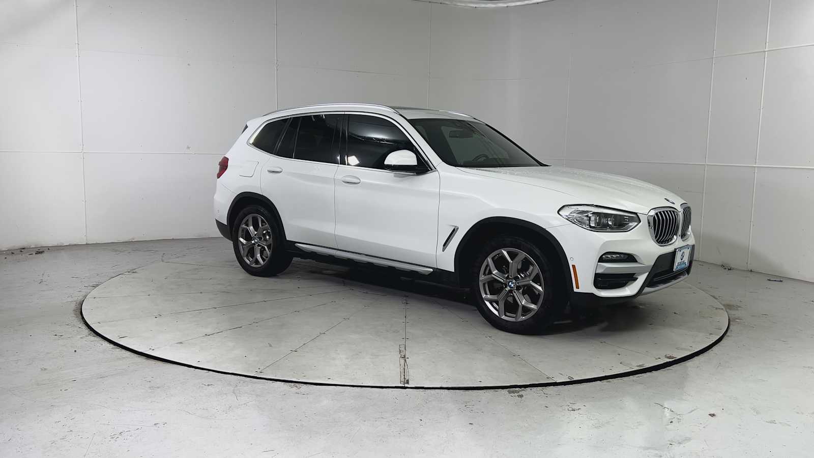 Thumbnail: 2021 BMW X3 - 8