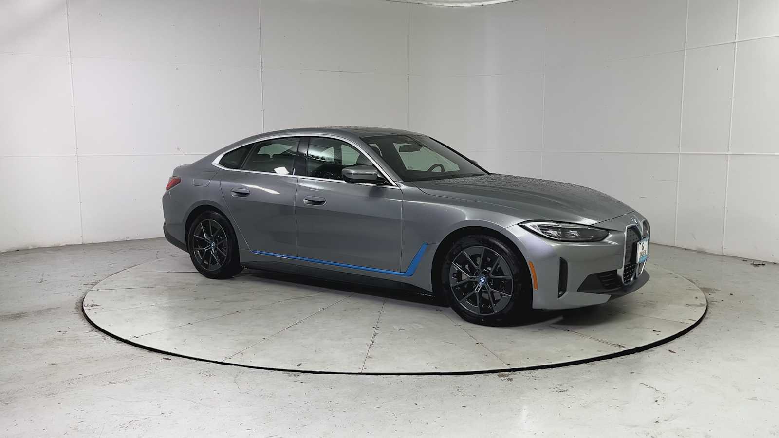 Thumbnail: 2024 BMW i4 - 8