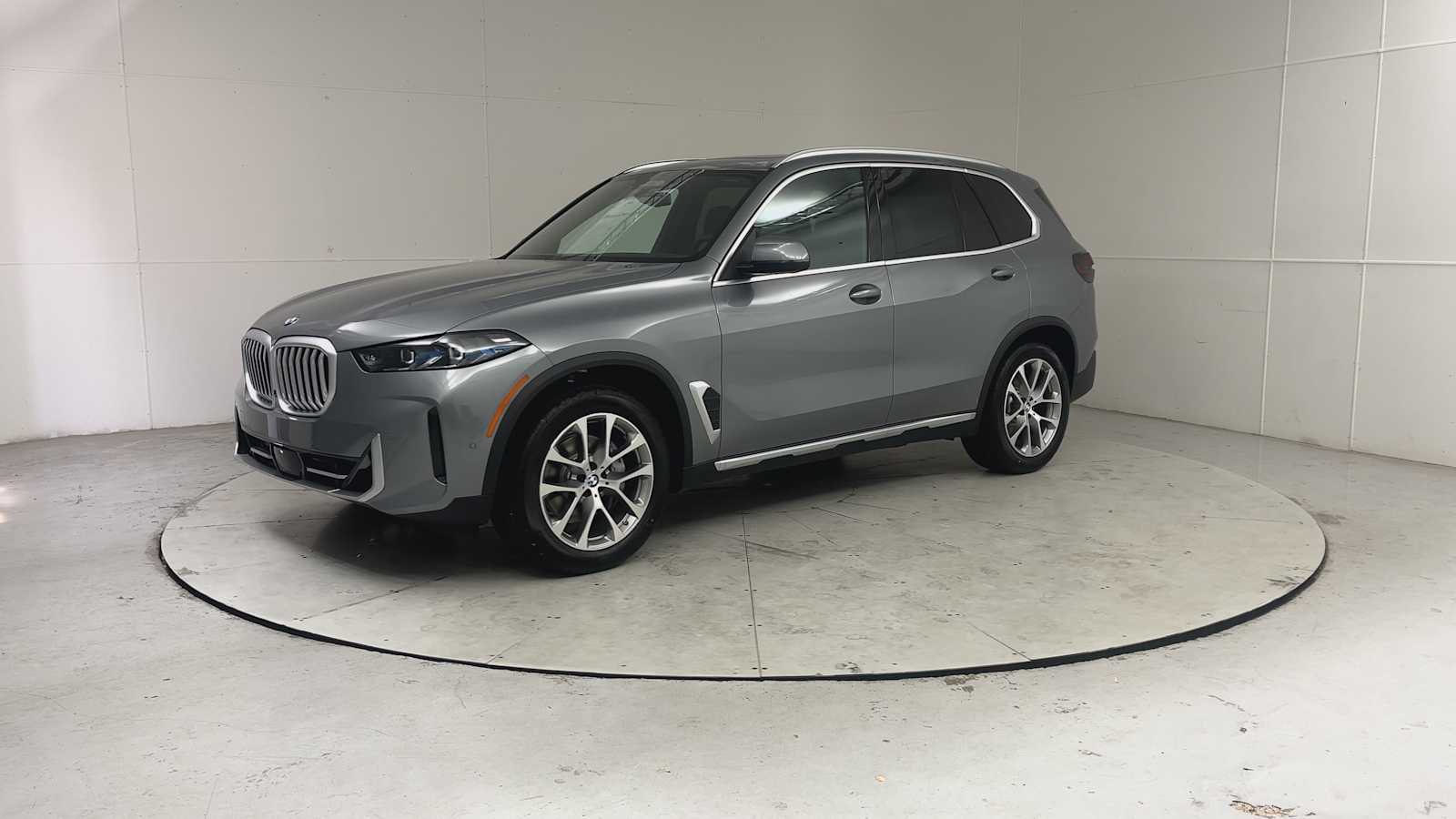 Thumbnail: 2026 BMW X5 - 6