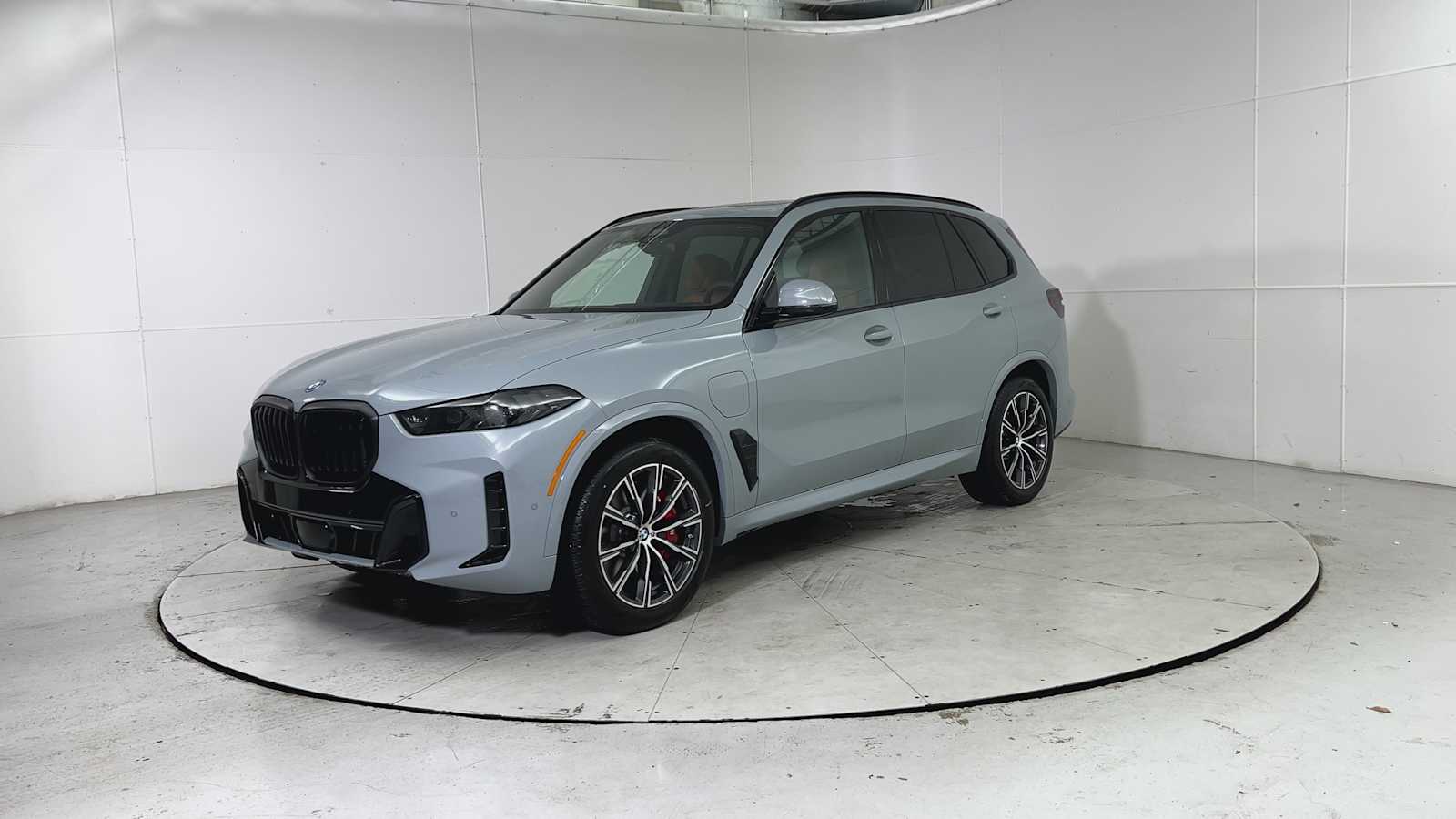 Thumbnail: 2026 BMW X5 - 6