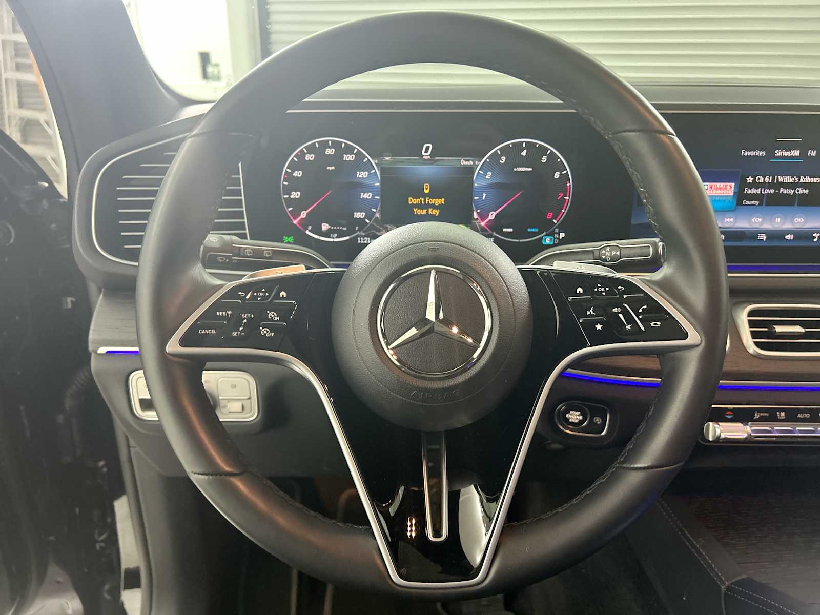 Thumbnail: 2025 Mercedes-Benz GLE - 11