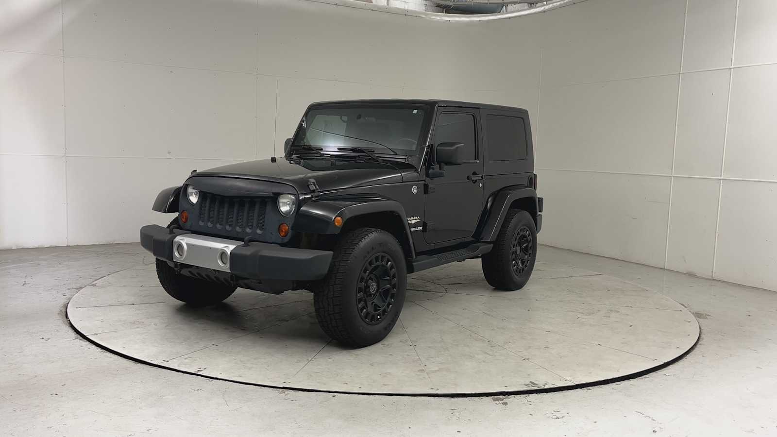Thumbnail: 2010 Jeep Wrangler - 8