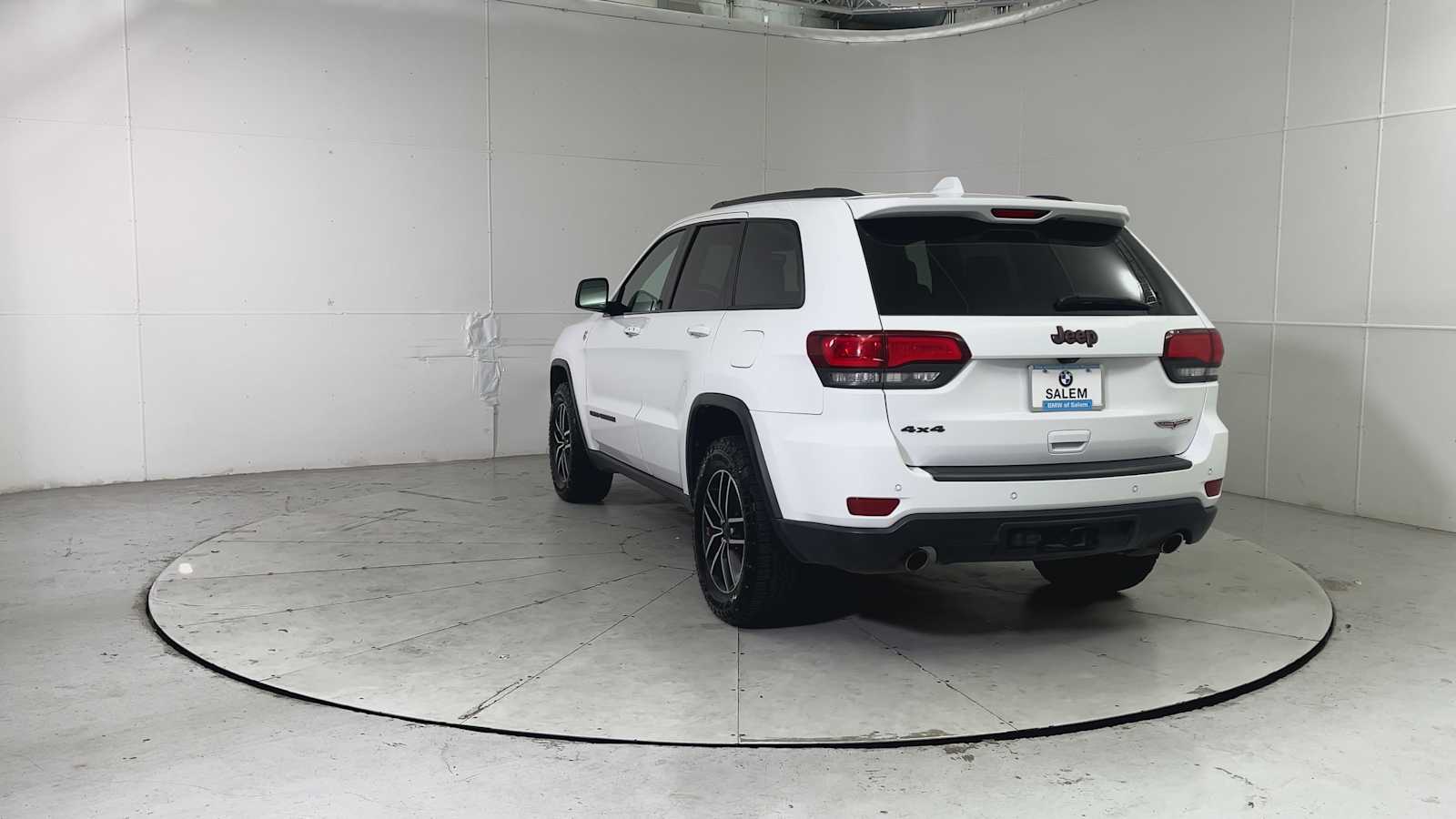 Thumbnail: 2020 Jeep Grand Cherokee - 2