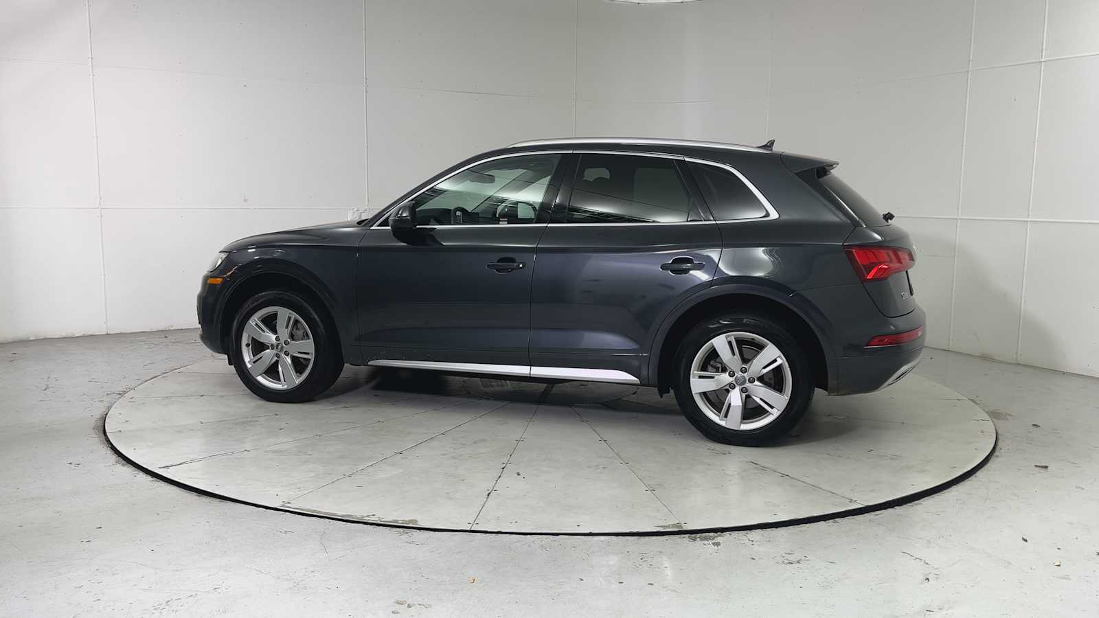 Thumbnail: 2018 Audi Q5 - 4