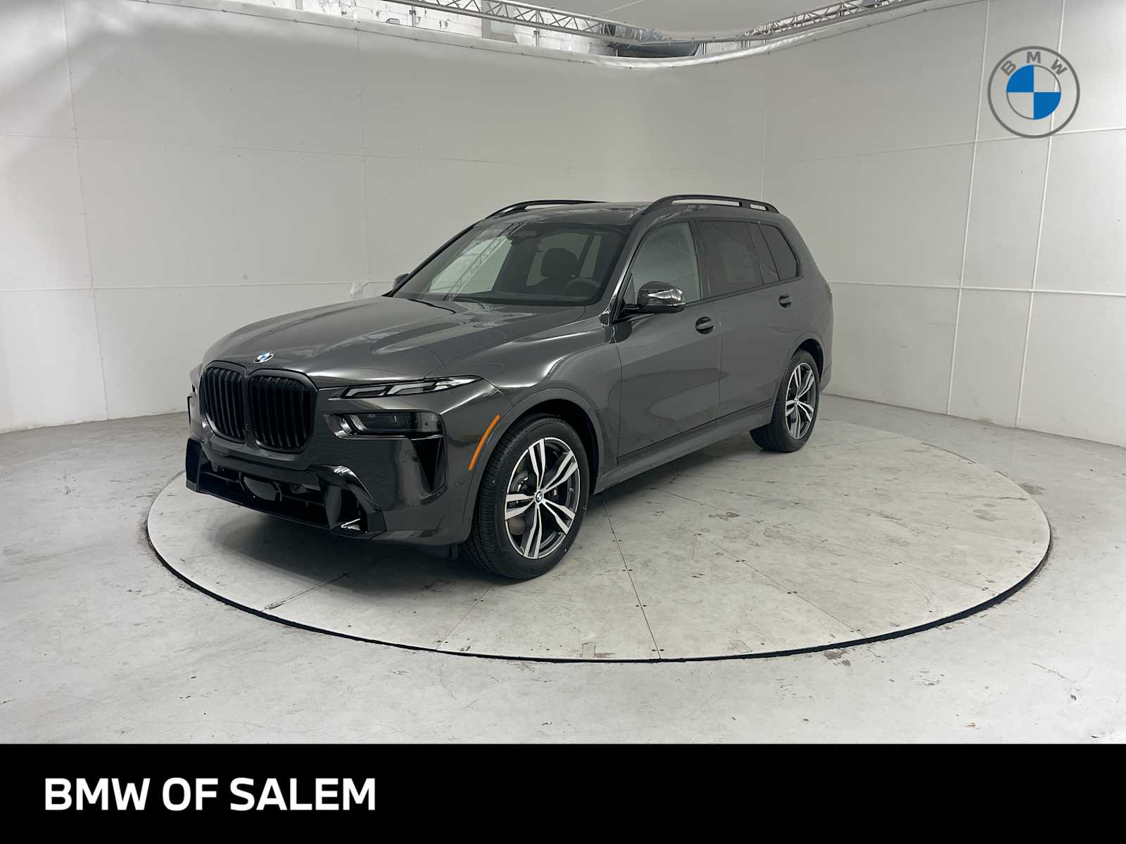 Thumbnail: 2027 BMW X7 - 1