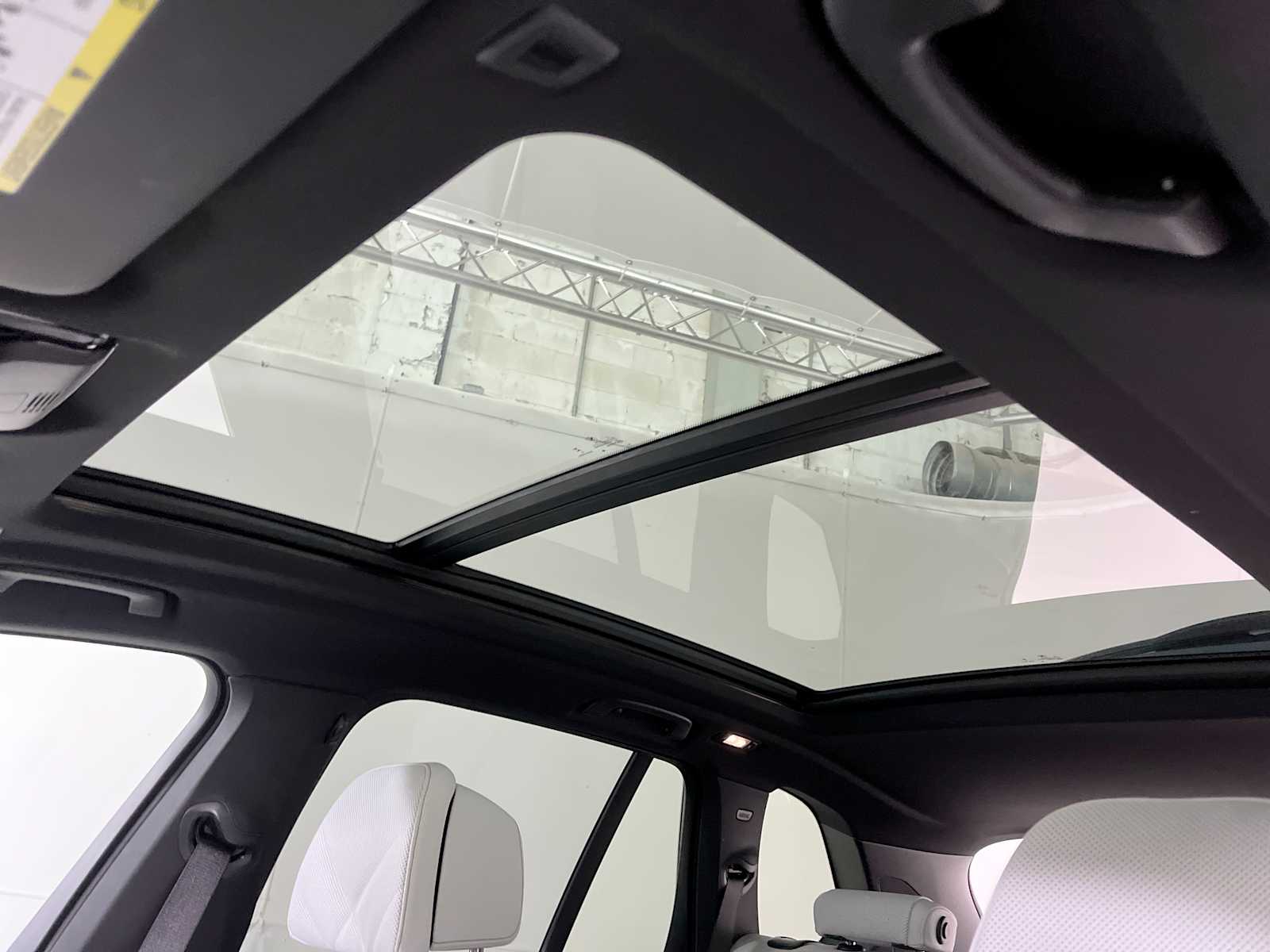 Thumbnail: 2026 BMW X5 - 21