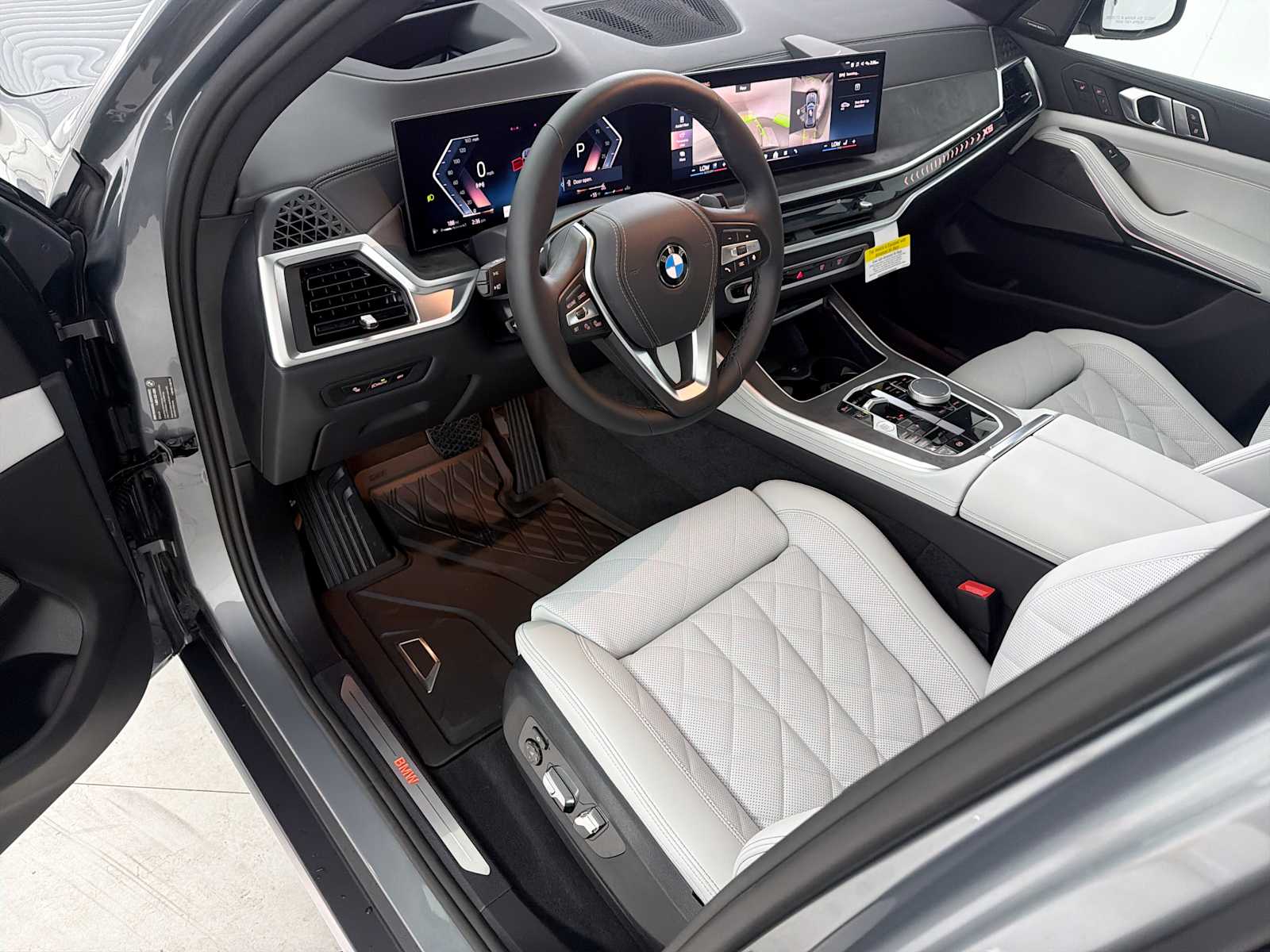 Thumbnail: 2026 BMW X5 - 11