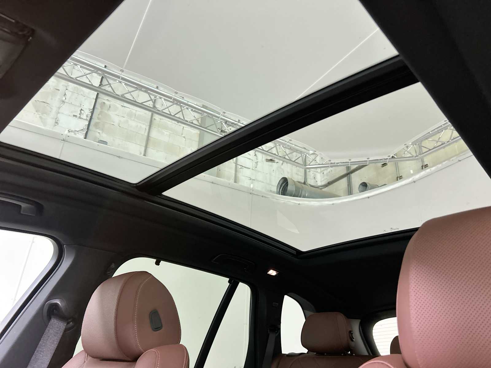 Thumbnail: 2025 BMW X5 - 16