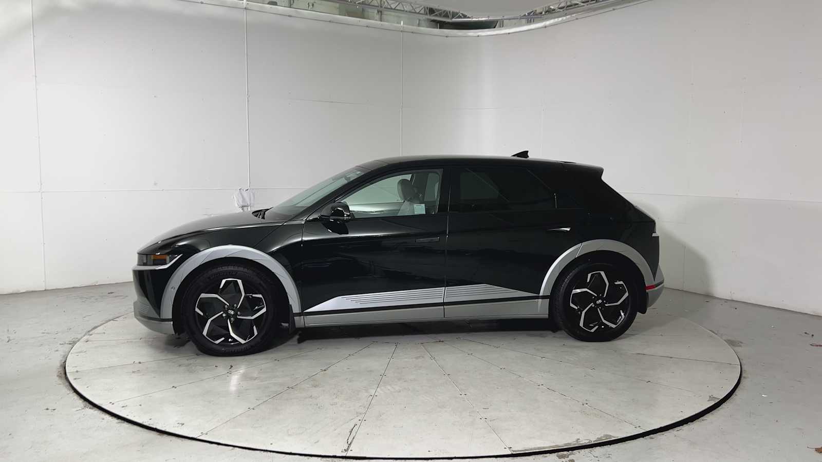 Thumbnail: 2024 Hyundai Ioniq 5 - 5