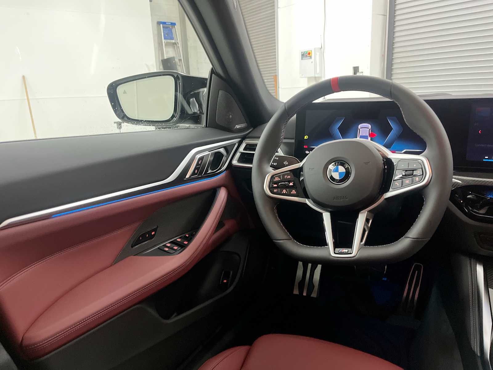 Thumbnail: 2026 BMW i4 - 15