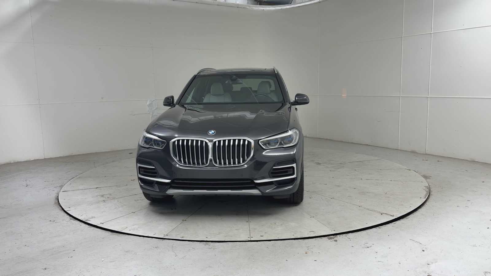 Thumbnail: 2023 BMW X5 - 6