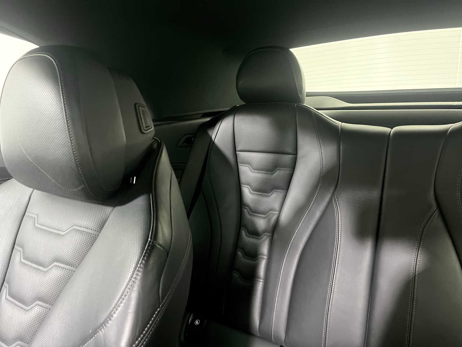 Thumbnail: 2025 BMW 8 Series - 12