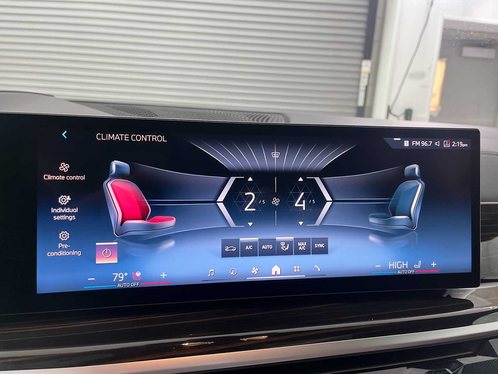 Thumbnail: 2026 BMW X5 - 17