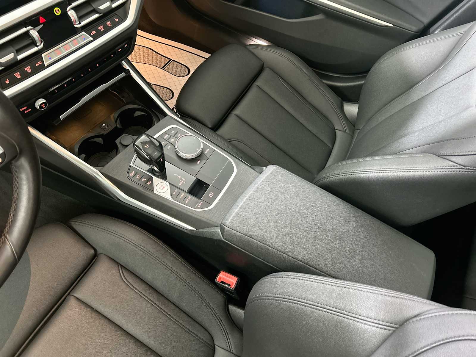 Thumbnail: 2021 BMW 3 Series - 23