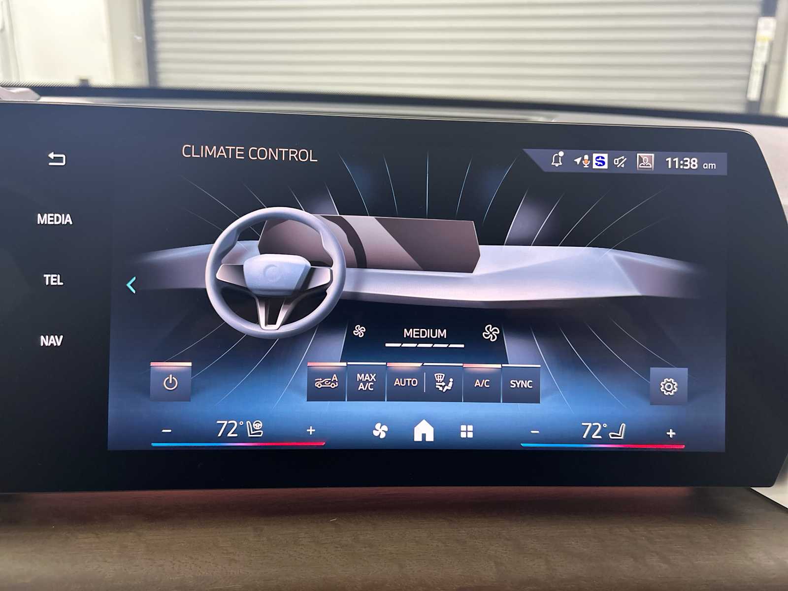 Thumbnail: 2026 BMW X1 - 17